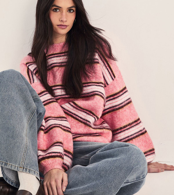 ناستي غال  سترات - وردي Round Neck Sweaters