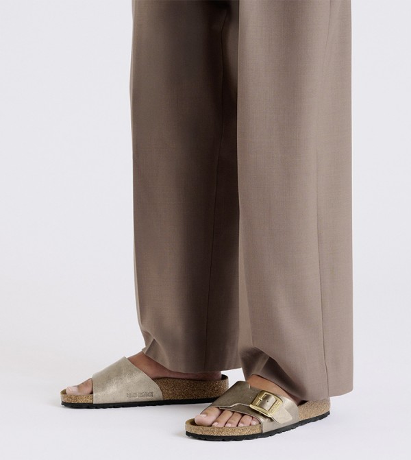 بيركنستوك بيركنستوك - بيج Flat Sandals