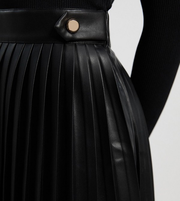 كارن ميلين فساتين - أسود Mini Dresses