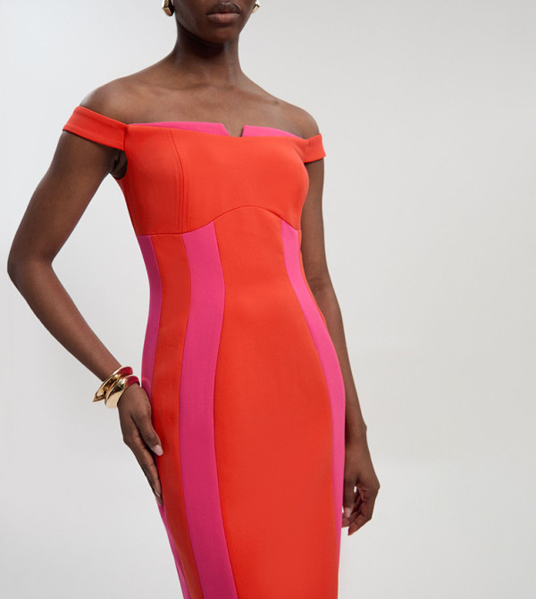 Karen Millen Karen Millen - Pink Midi Dresses