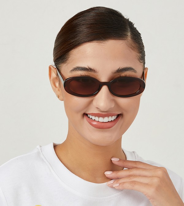 بلاك أوت  - بني  Round Sunglasses
