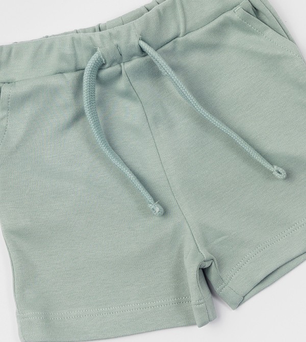 BABIES & MORE  Bottomwear - Green Shorts