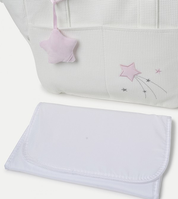 BABIES & MORE  Bath Time - White Diapering