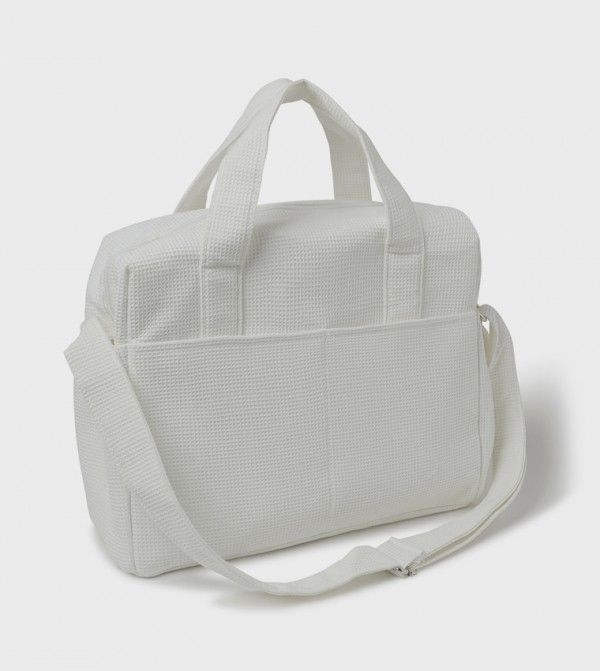 BABIES & MORE  - White Diapering