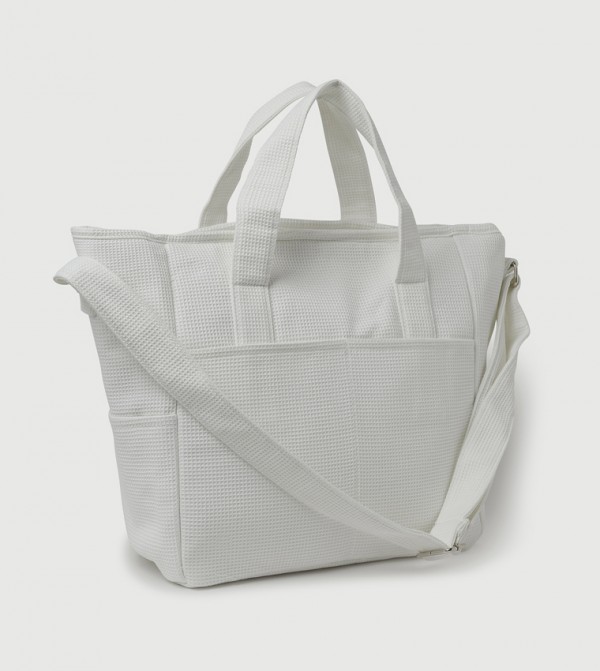 BABIES & MORE  - White Diapering