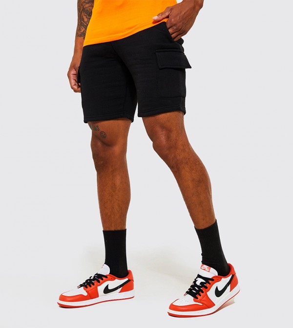 boohooMAN  Casual Shorts - Black Cargo Shorts