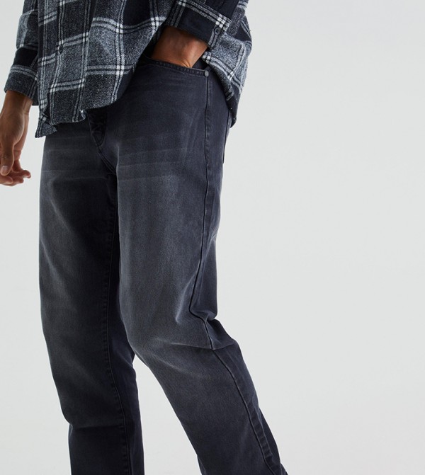 boohooMAN boohooMAN - Black Straight Jeans