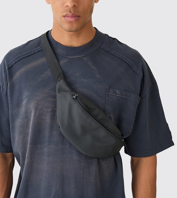 boohooMAN  Cross Body & Sling Bags - Black Cross Body & Sling Bags