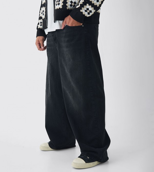 boohooMAN boohooMAN - Black Relaxed Jeans