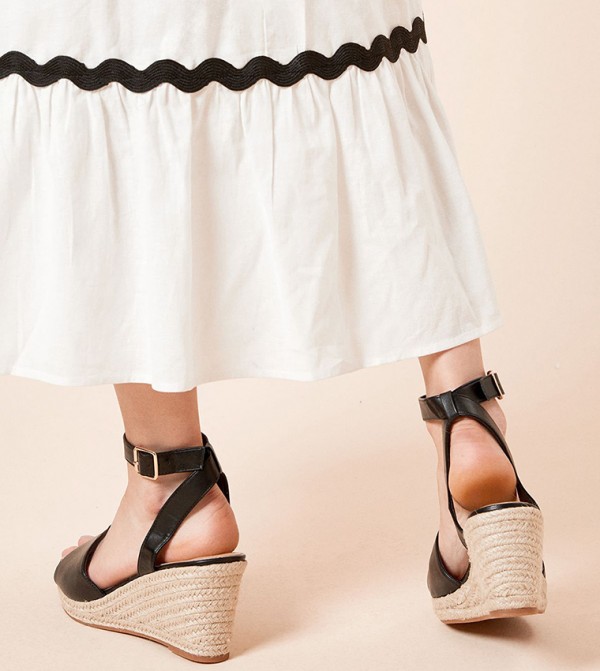 Dorothy Perkins Dorothy Perkins - Black Wedges
