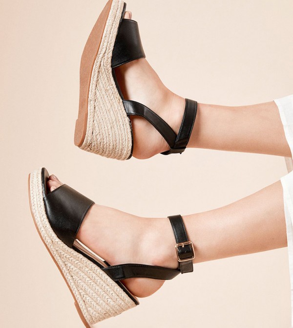 Dorothy Perkins Dorothy Perkins - Black Wedges