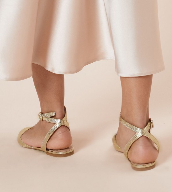 Dorothy Perkins  Flat Shoes - Gold undefined