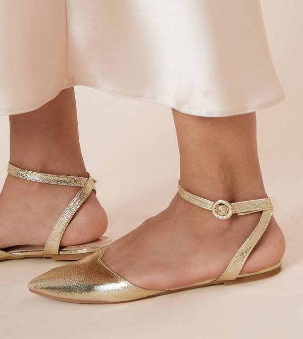 Dorothy Perkins  Flat Shoes - Gold undefined