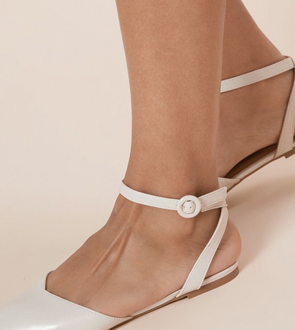 Dorothy Perkins  Flat Shoes - Ivory undefined