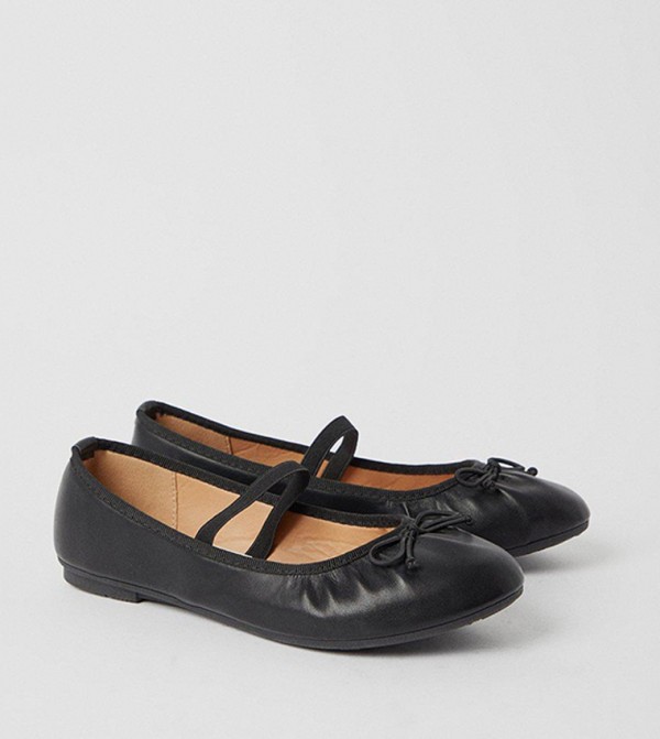 Black flat shop shoes sale