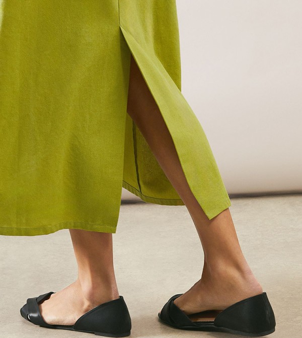 Dorothy Perkins Dorothy Perkins - Black Flat Sandals