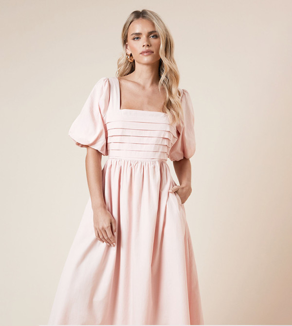 دوروثي بيركينز دورثي بيكينز - وردي Midi Dresses