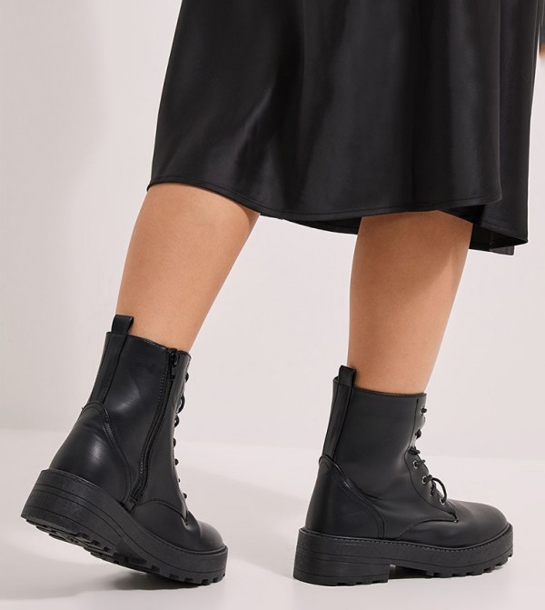 دوروثي بيركينز  أبوات - أسود Ankle length Boots