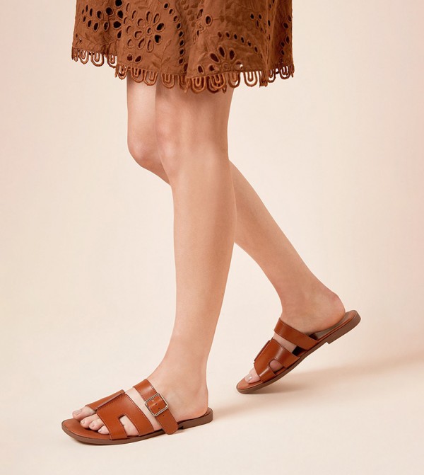Dorothy Perkins Dorothy Perkins - Brown Flat Sandals