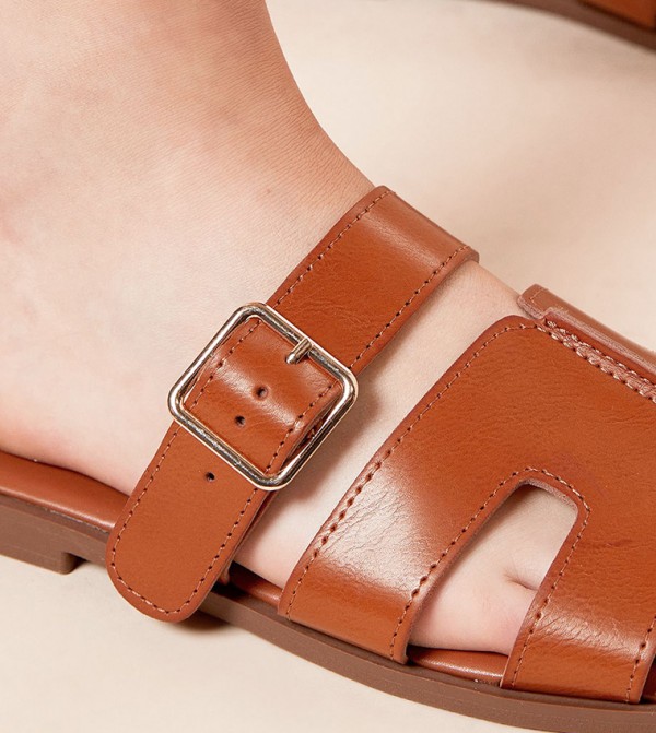 Dorothy Perkins Dorothy Perkins - Brown Flat Sandals