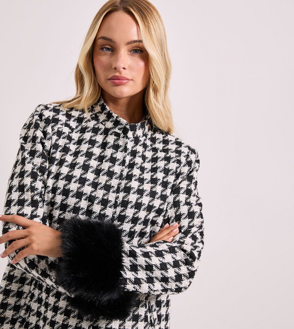 دوروثي بيركينز دورثي بيكينز - أبيض معاطف