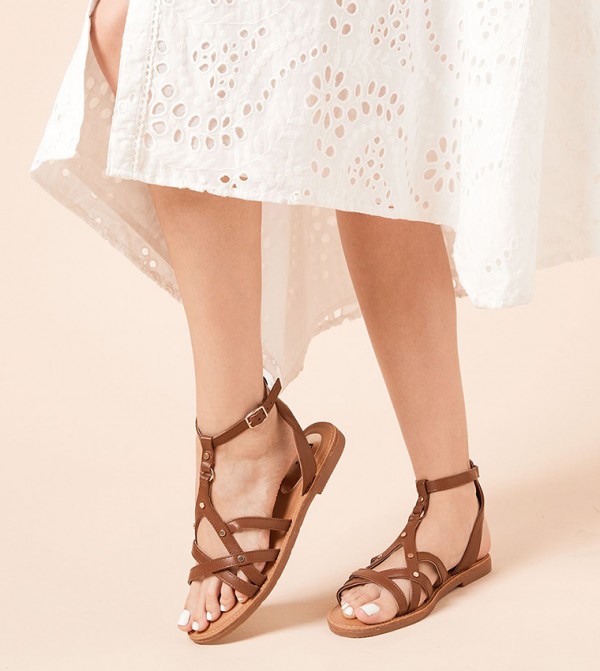 دورثي بيكينز  دورثي بيكينز - بني  Flat Sandals