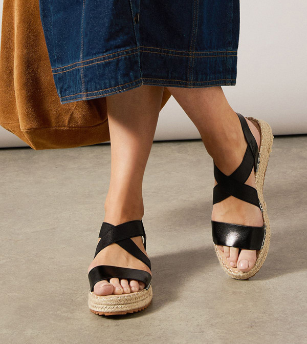 Good For the Sole - Black Platforms