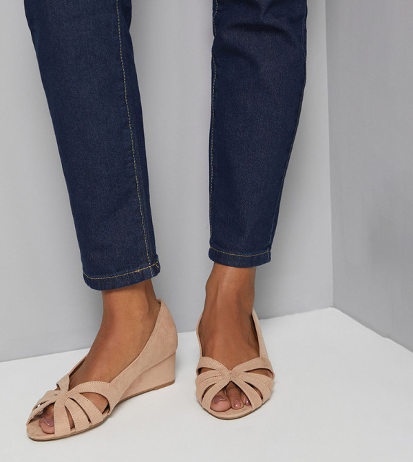 Good For the Sole  - Pink Wedges