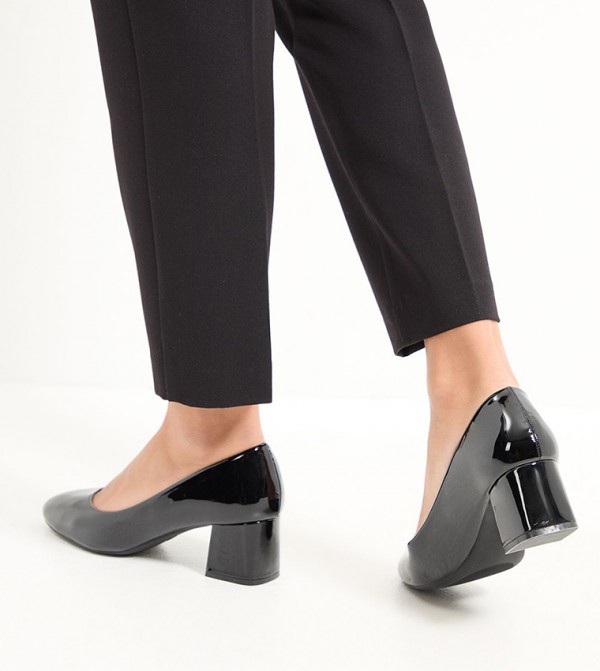 Good For the Sole Good For the Sole - Black Pumps