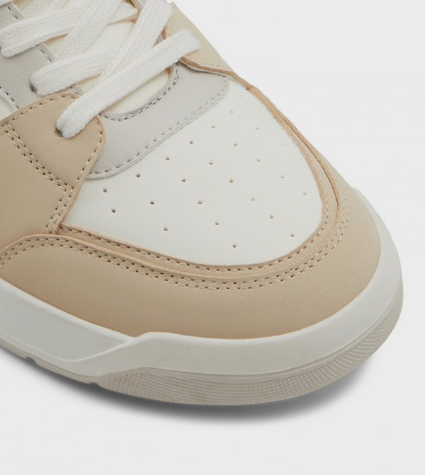 كول ات سبرنج أحذية سنيكرز - متعدد أحذية برقبة منخفضة