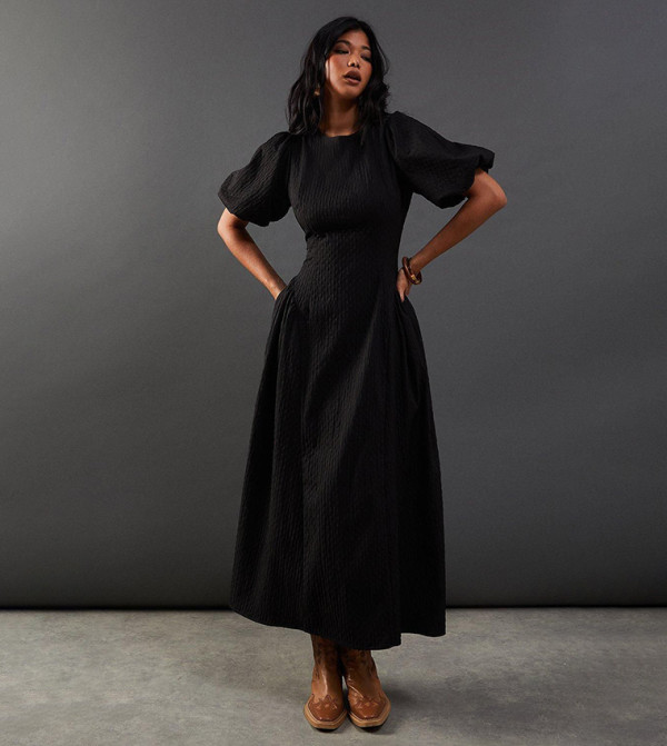 ويرهاوس  - أسود Maxi Dresses