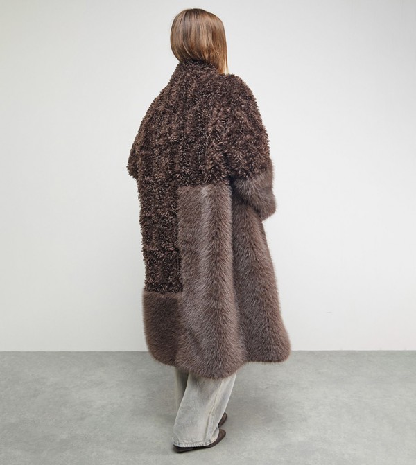 ويرهاوس  معاطف - CHOCOLATE معاطف