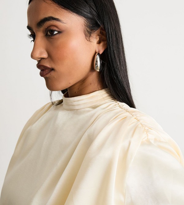 Warehouse  - Cream Cropped Tops