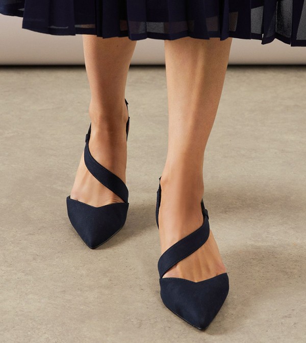 Wallis  - Navy Pumps