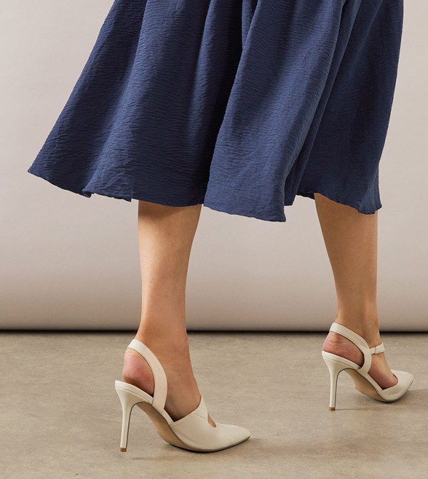 Wallis Wallis - White Pumps