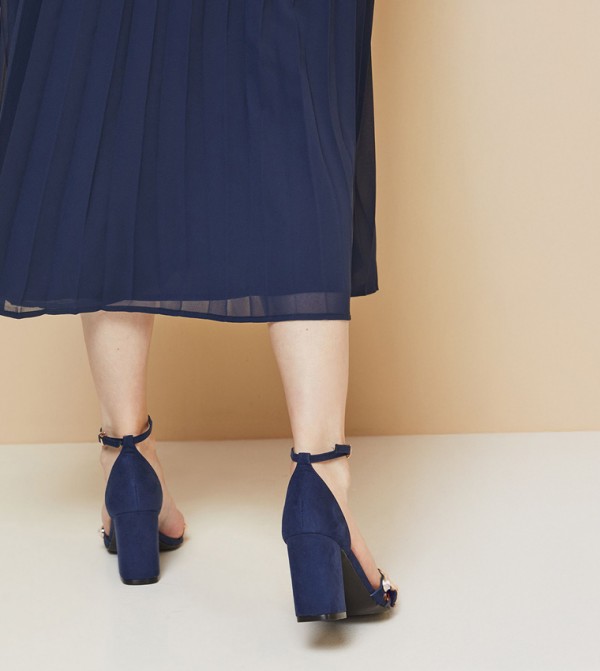 Wallis Wallis - Navy Heels