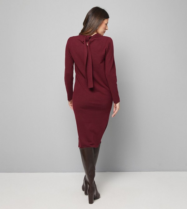 واليس  واليس - بني محمر  Midi Dresses