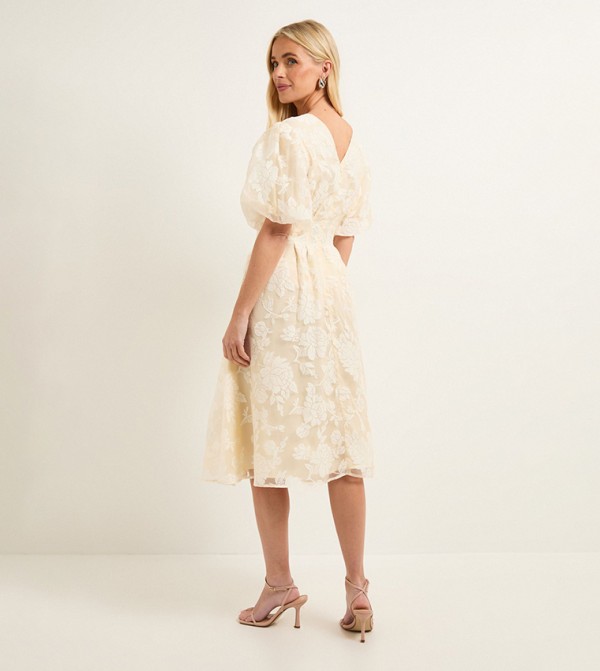 واليس   valentine-2026 - أصفر Midi Dresses