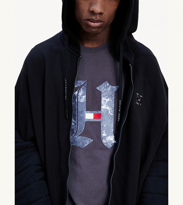 تومي هيلفيغر  - أسود Fashion Hoodie