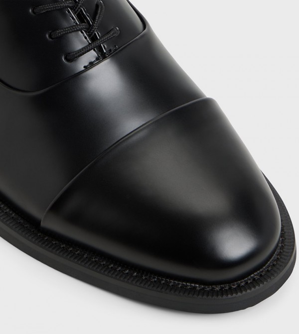 كول ات سبرنج كول ات سبرنج - أسود Formal Lace-Up Shoes