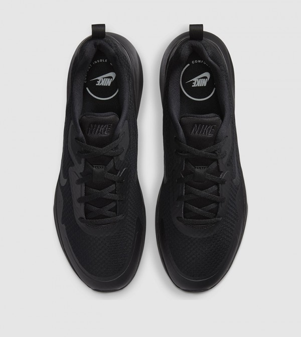 Nike  Sneakers - Black Low Top