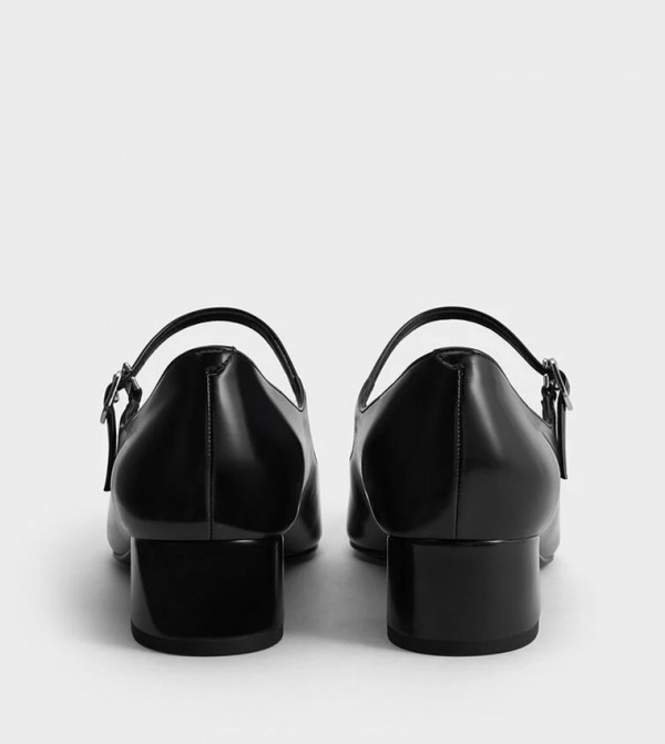 Charles & Keith Charles & Keith - Black Pumps