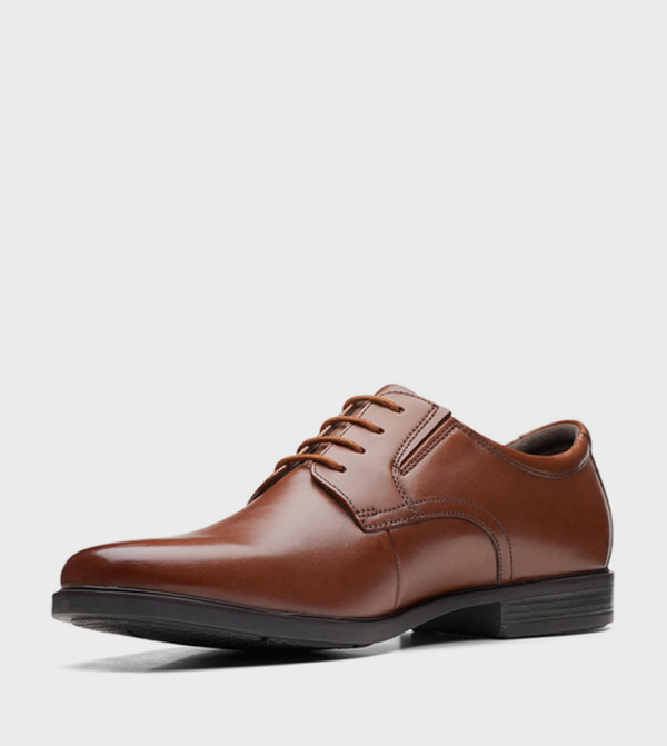 Clarks Clarks - Tan Formal Lace-Up Shoes