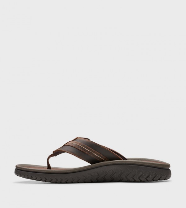 كلاركس   صنادل - بني  صنادل عربية