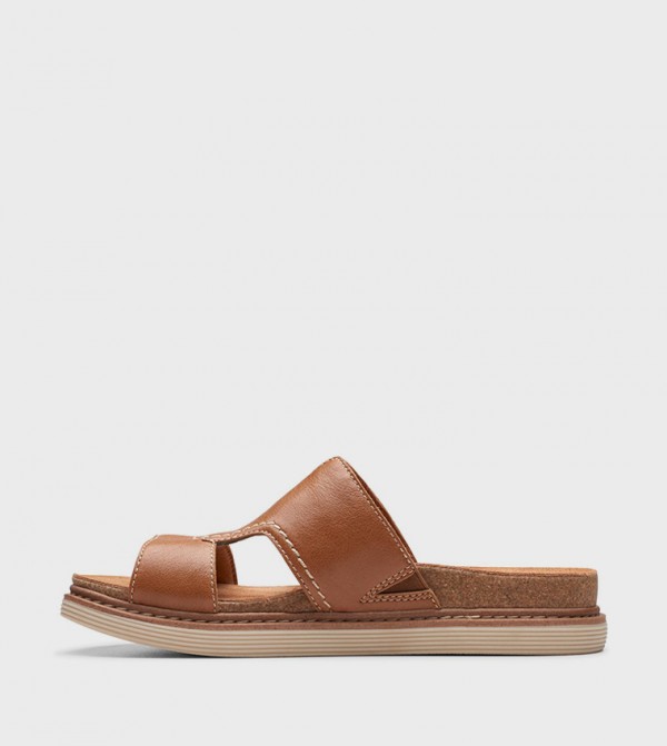 Clarks Clarks - Tan Flat Sandals