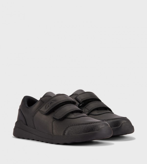 Clarks  Footwear - Black Low Top