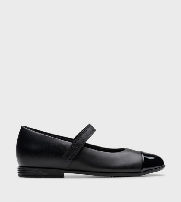 Clarks  Footwear - Black Ballerina
