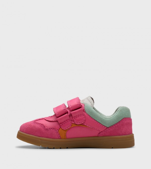 Clarks  Footwear - Pink Low Top