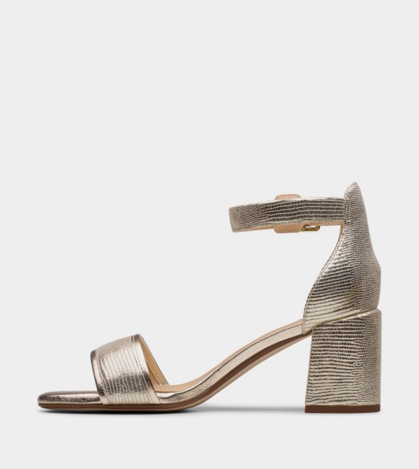 كلاركس - ذهبي كعب