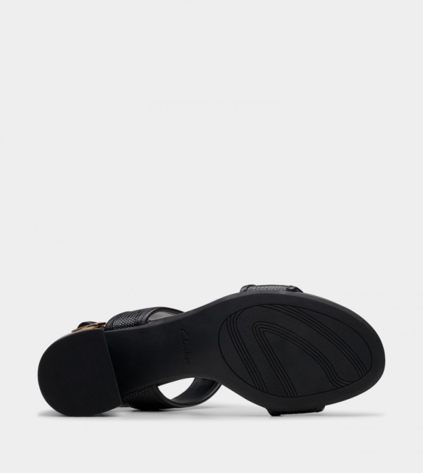 كلاركس - أسود كعب